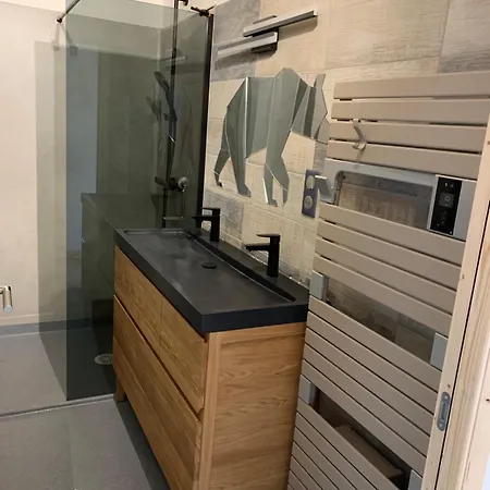 L'ail Des Ours Лез-Эстабль